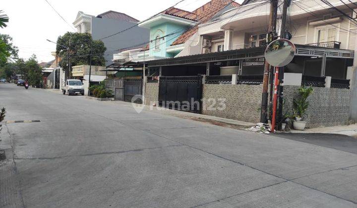 Rumah Hoek di Kompleks Sukapura Samping Kelapa Gading 2