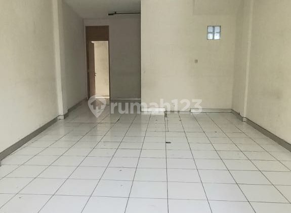 Ruko Sewa 3 Lantai Di Pinggir Jalan Raya Duren Sawit Dekat Tol 2