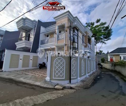 Rumah Clasik Modern Posisi Hook di Ciganjur Tanah Baru Beji Depok 2
