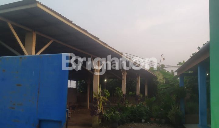 Land/Warehouse for business in North Bekasi.