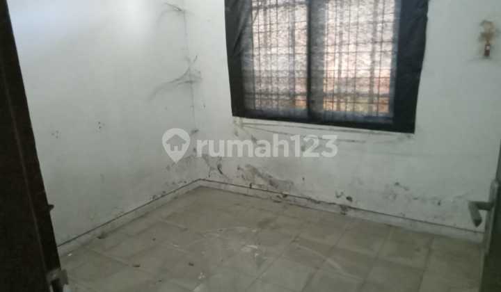 Counting House Land Suitable for Investment in Building Boarding Houses, Mess, Warehouses in Duta Bandara Permai Tangerang Near Soetta Airport