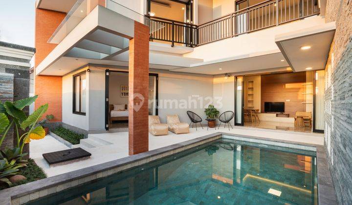 Disewakan Tahunan Villa 3 Kamar Di Canggu Bali rm082  1