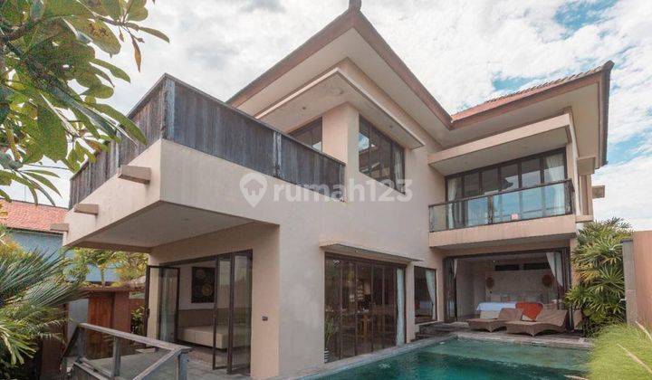 Disewakan Bulanan Villa 3 Kamar Di Umalas Badung Bali rm162  1