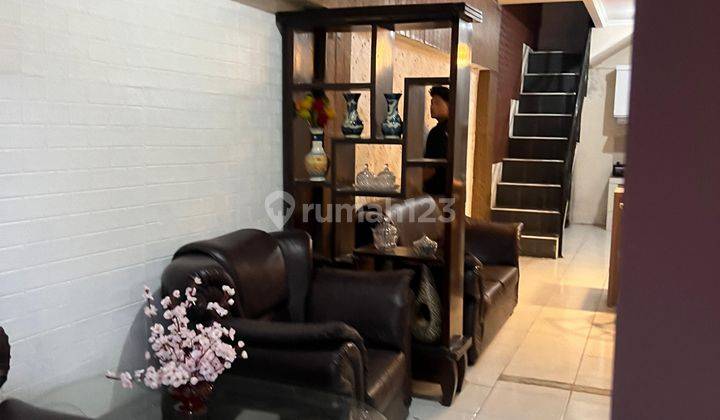 Jual Bu, Rumah di Banyumanik Bangunan Full Renovasi 2