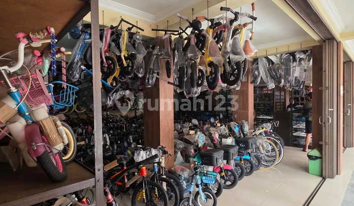 Strategic 2-Story Shophouse in Kalasan, Yogyakarta 2