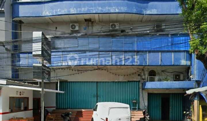 Premium 3-Story Shop House in Gondokusuman Business Area, Yogyakarta City Premium 3-Story Shop House in Gondokusuman Business Area, Yogyakarta City