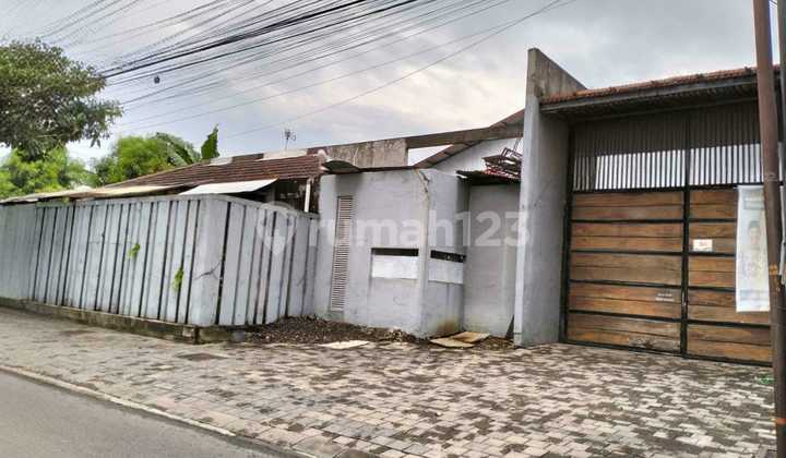 Strategic Spacious Warehouse in Mlati Sleman Yogyakarta Strategic Spacious Warehouse in Mlati Sleman Yogyakarta