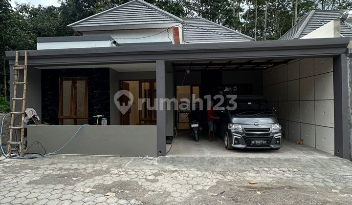 New House Ready to Occupy on Jalan Kaliurang Km 13 Near UII Campus North Jogja New House Ready to Occupy on Jalan Kaliurang Km 13 Near UII Campus North Jogja