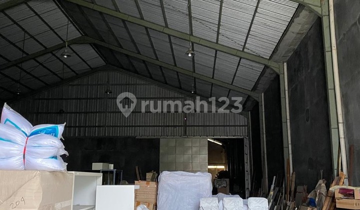 Warehouse with Wide Road Access in Mlati Sleman Yogyakarta