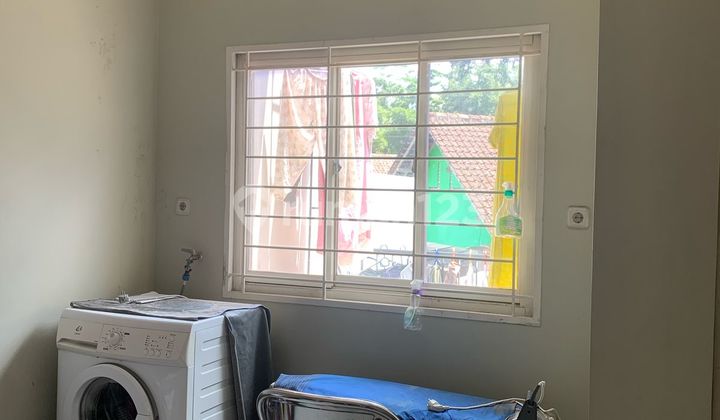 Rumah Cantik 2 Lantai Di Jalan Kaliurang KM 8 Dekat Kampus UGM Yogyakarta 2