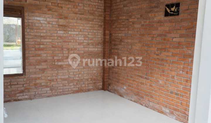 1-Floor Ruko for Rent in Kalasan, Sleman, Yogyakarta 2