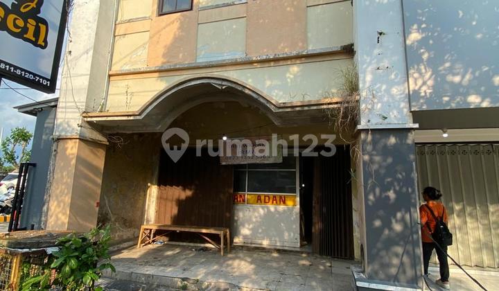 For Rent: Strategic 3-Story Shop House in Central Jetis, Yogyakarta City 2