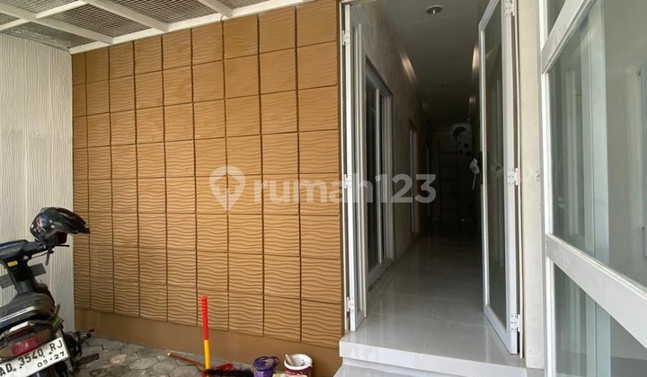 Exclusive Boarding House with 6 Rooms for Sale on Kaliurang Street KM 10, Close to Campus and UGM Yogyakarta 2