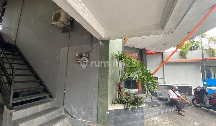 Ruko Gedung Luas Di Mantrijeron Kota Yogyakarta 1