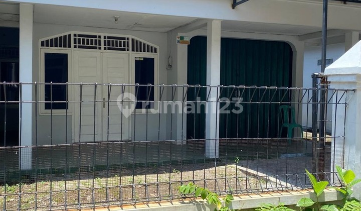 Nice House on Kaliurang Street KM 6 Mlati Sleman Near UGM Campus Yogyakarta 2