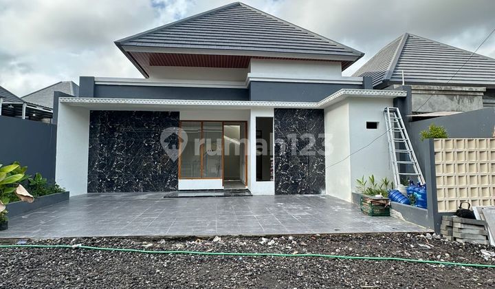 Rumah Hook Baru Tanah Luas Cluster Premium di Jalan Kaliurang Km 13 Jogja Utara
