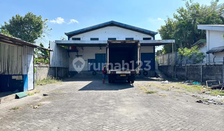 Good, Cheap, Strategic Warehouse with Smooth Tronton Access in Sewon, Bantul, Yogyakarta Good, Cheap, Strategic Warehouse with Smooth Tronton Access in Sewon, Bantul, Yogyakarta