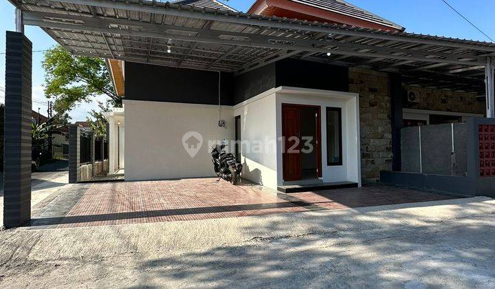 Rumah Hook Minimalis Modern Di Jalan Kaliurang Km 13 Ngaglik Jogja Utara 2