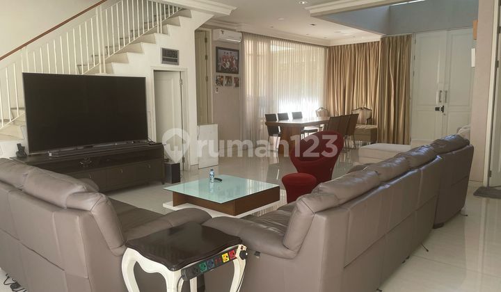 For Sale Pakuwon City Santiago Rosa Semi Furnished 