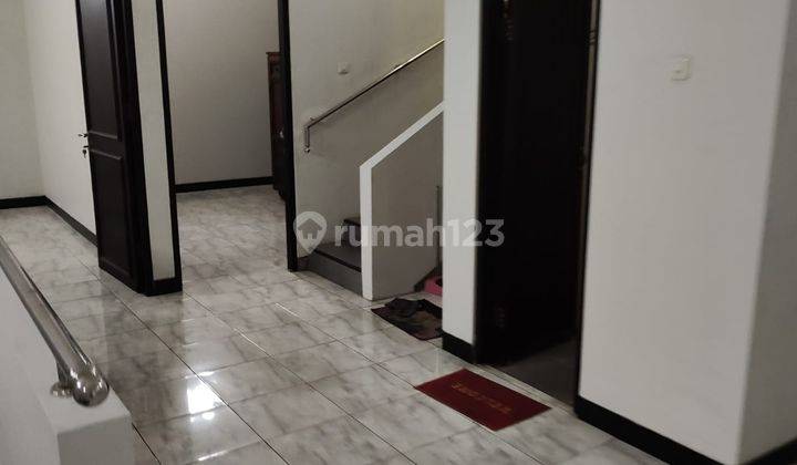 Ruko 3 Lantai Raya Laban Menganti Disewakan  2