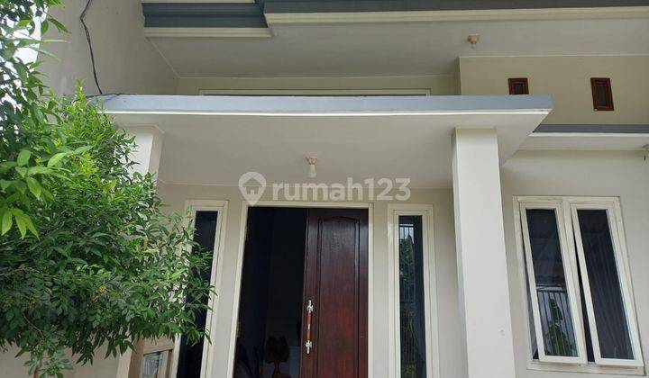 Dijual Rumah Semi Fursnished 2 Lantai di Pakal Benowo 1