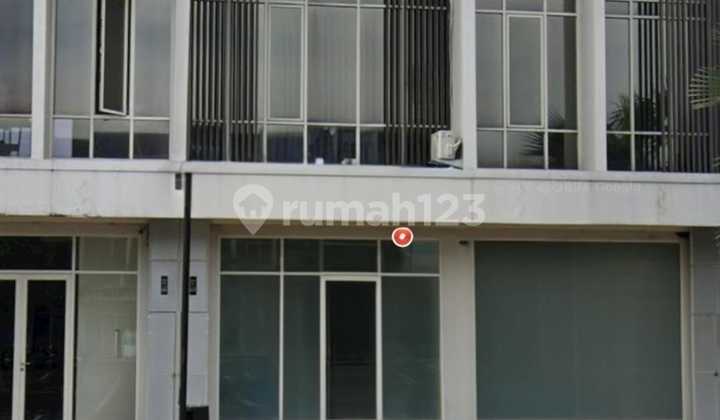 3-Storey Shop House in Northwest Citraland, Negotiable Price