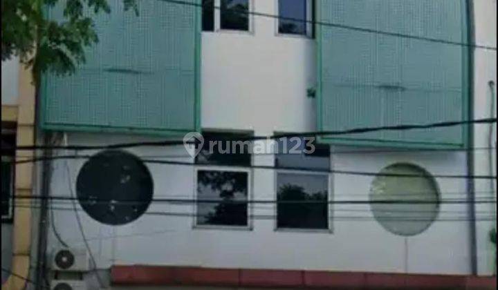 Ruko 3.5 Lantai di Raya Ahmad Yani Disewakan  1