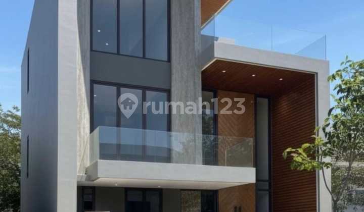 New 3-Story House with Rooftop in Main Citraland