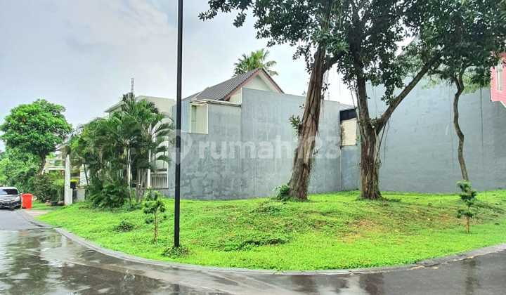 Dijual Kavling Hook Golf Avenue Suasana Rindang