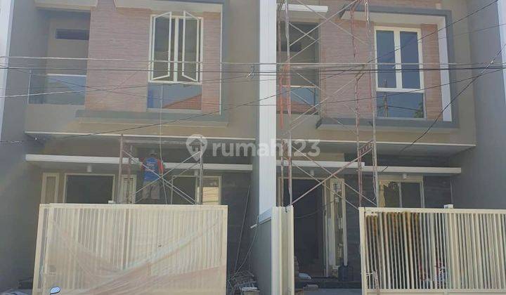 Rumah Baru Gress Manyar Kertoadi Lokasi Depan 1