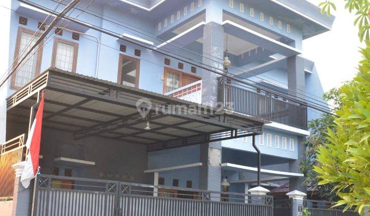 Rumah Megah di Perumahan Benowo Surabaya Barat 1