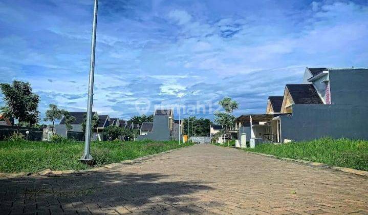 Rumah Semi Furnished Harga Spesial di Graha Tirta  2