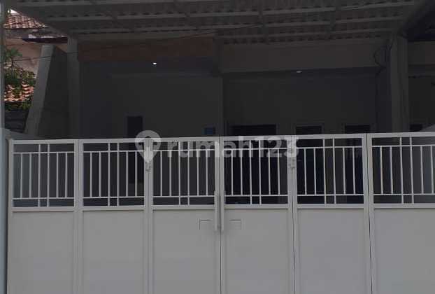 Newly Renovated House in Ploso Tambaksari Area