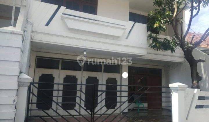 Rumah 2 Lantai di Pucang Anom Jual Cepat 1