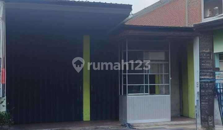 Sell Fast Large Business Building in Kandangan Benowo