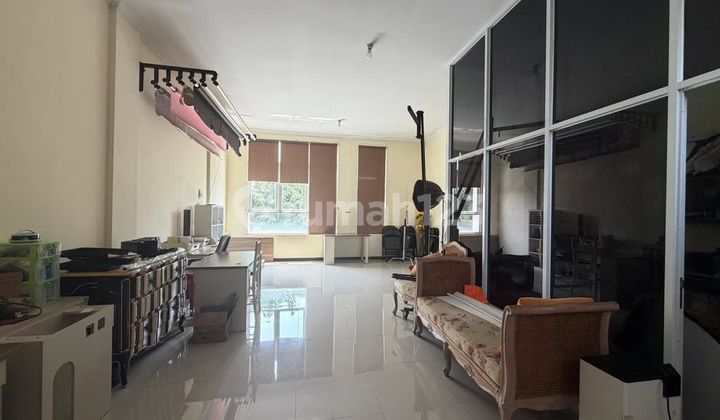 3-Storey Shop House in Dharmahusada Main Road Area, TBMO 2