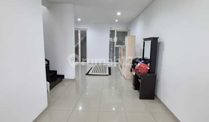 Well-Maintained 2-Storey Apik House at Pantai Mentari 2
