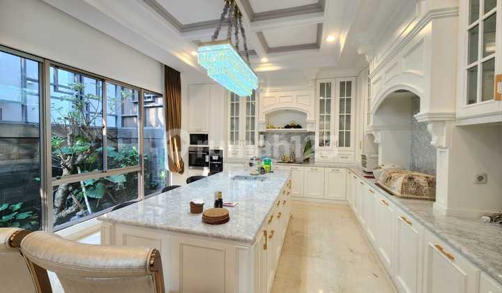 For Sale Luxurious Move-in Ready House Near Airport Access For Sale Luxurious Move-in Ready House Near Airport Access