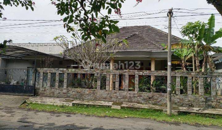 Rumah Holis Bandung Cocok Untuk Home Industry  1