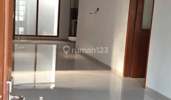 RUMAH FULL RENOVASI DI TAMAN KOPO INDAH II 1