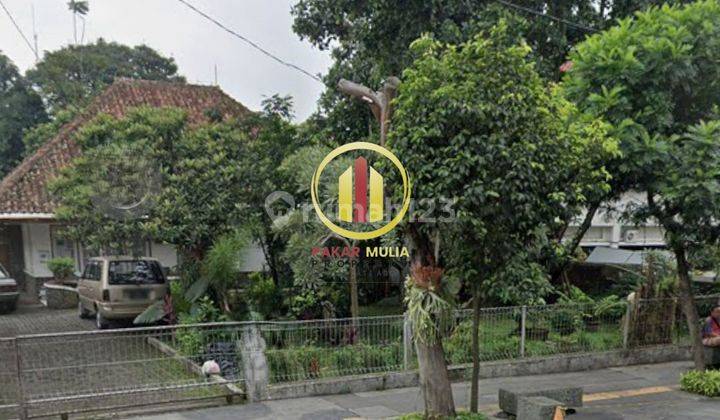 JARANG ADA Rumah Bagus SHM di Jalan Riau Bandung, Bandung 1