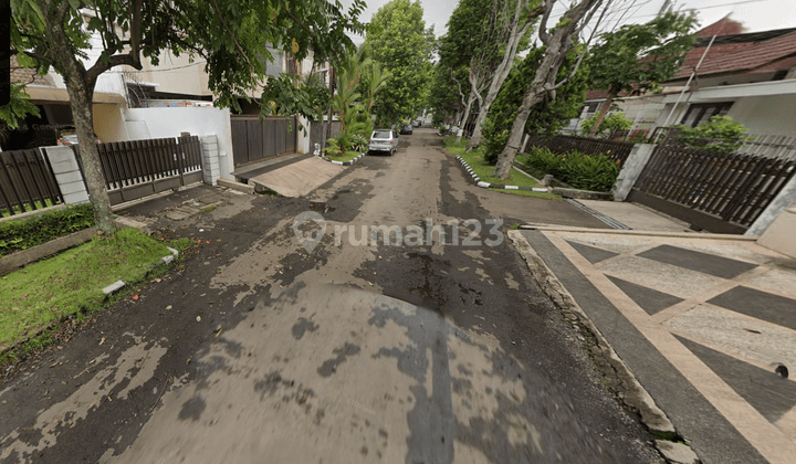 Jarang Ada Rumah Klasik Terawat Di Jl.putri Burangrang Bandung 1