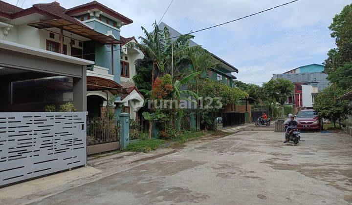 Rumah dijual siap Huni ada 2 Rumah lingkungan asri  1