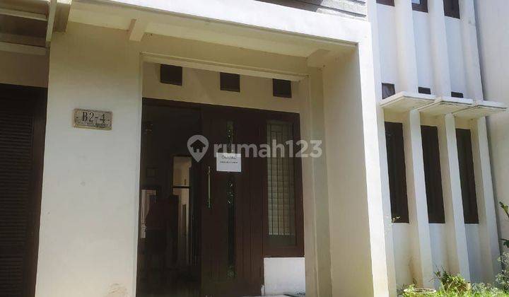 Rumah Terawat Minimalis Dalam Komplek Siap Huni 1