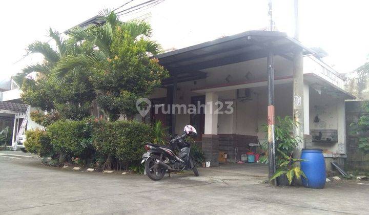 Rumah Bagus 2 Lantai,semi Furnished,siap Huni 1