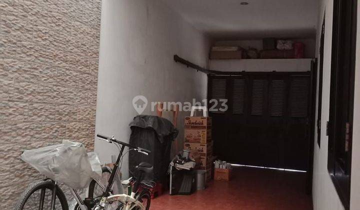 Jual Rumah 2 lantai furnished siap Huni dalam komplek TKI 2