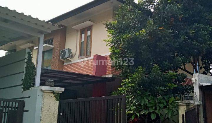 Jual segera rumah 2 lantai siap Huni dalam komplek 1