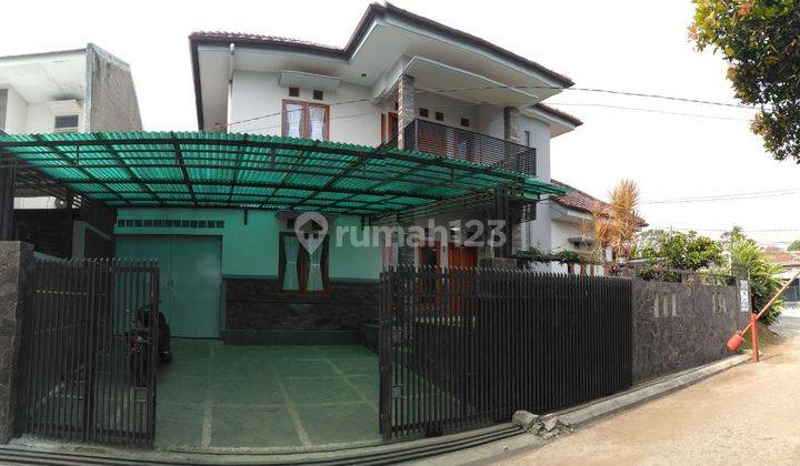 Jual segera rumah 2 lantai Hook siap Huni 1