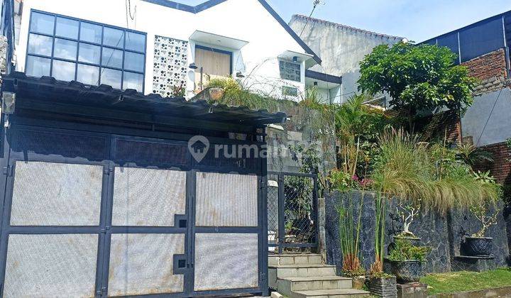 Jual rumah minimalis 2 lantai Siap huni dan harga murmer 2