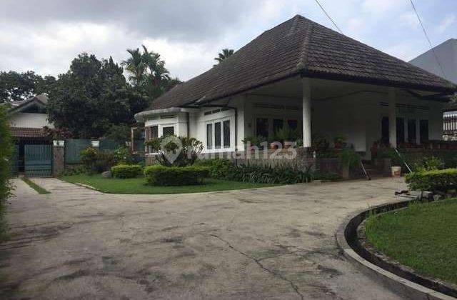 Jual rumah belanda terawat lokasi strategis  1